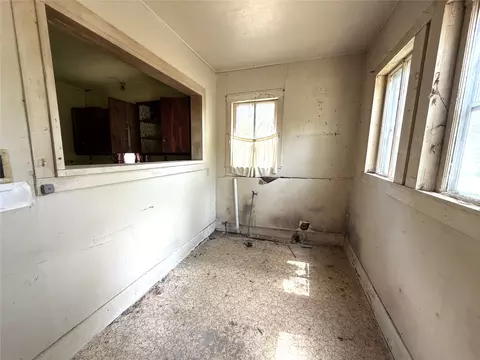 Other - 119 Pine St, Luling, TX 78648 photo 2 of 2