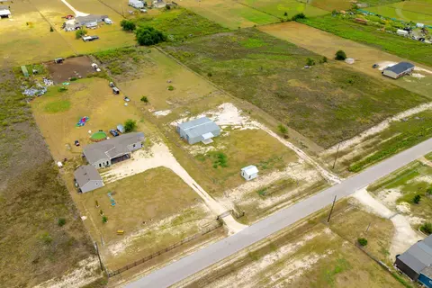 View/Area - 171 Daniel Dr, Bertram, TX 78605 photo 4 of 7