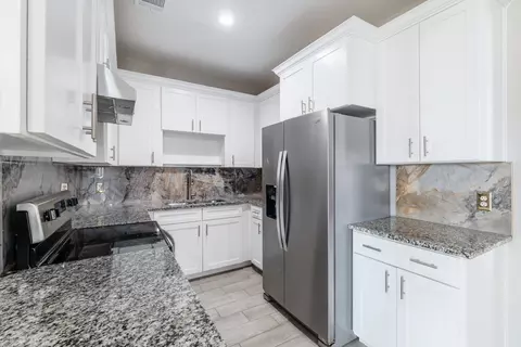Kitchen - 171 Daniel Dr, Bertram, TX 78605 photo 3 of 3