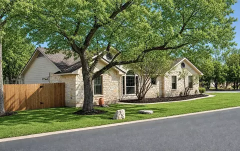 18516 Champions Cir, Point Venture, TX 78645