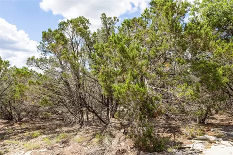 27 Sitting Bull Rd, Wimberley, TX 78676