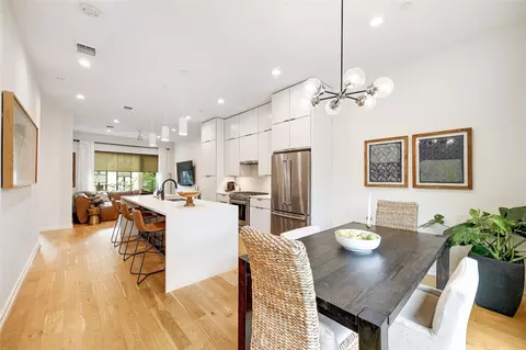 410 W Alpine Rd #7, Austin, TX 78704