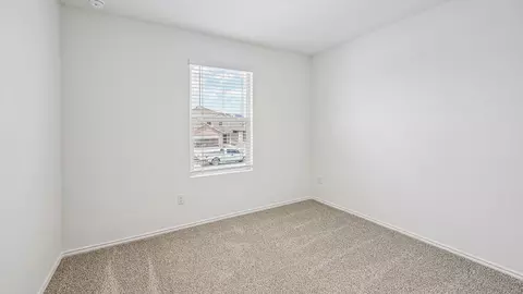 Bedroom - 369 Old Stagecoach Rd, Jarrell, TX 76537 photo 4 of 6