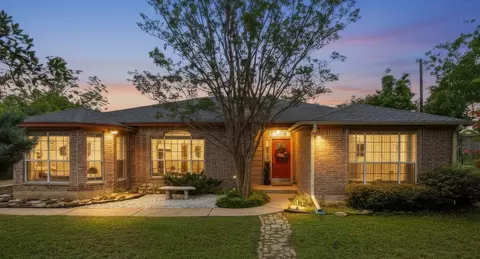 21142 Northland Dr, Lago Vista, TX 78645