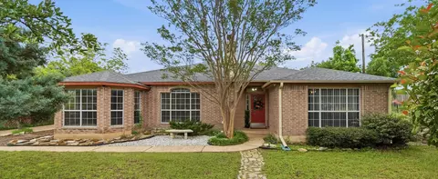 21142 Northland Dr, Lago Vista, TX 78645