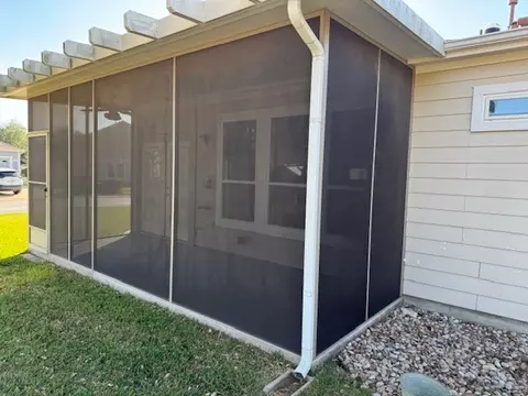 Exterior - 275 Bonham Loop, Georgetown, TX 78633 photo 6 of 7