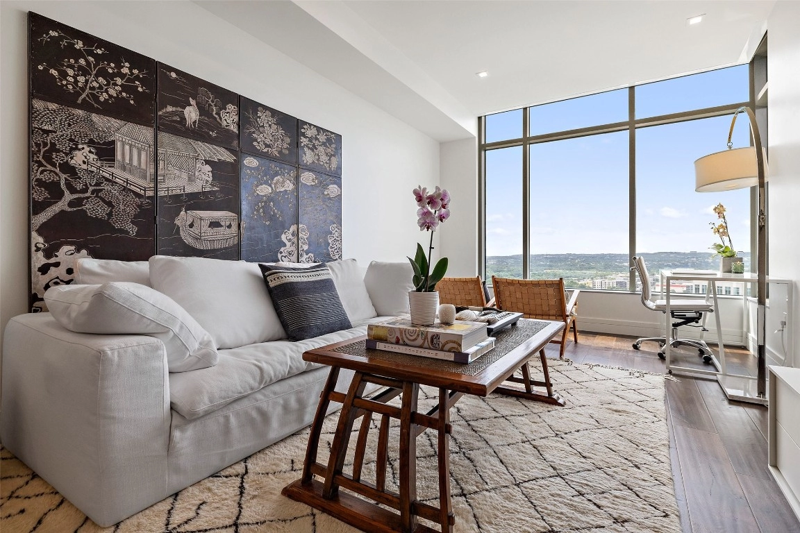 501 West Ave Unit 2202  