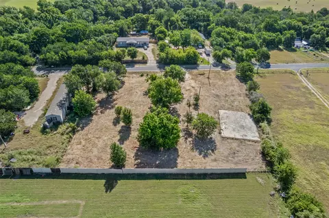 150 River Rd, Liberty Hill, TX 78642