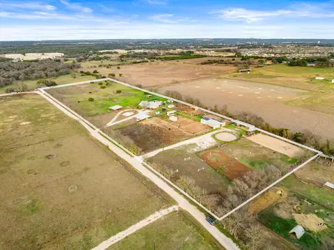 2700 Auction Barn Rd, Belton, TX 76513