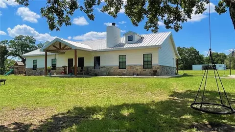 13541 E Us Hwy 79, Gause, TX 77857