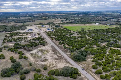 174 Whispering Wind Rd, Bertram, TX 78605 photo 7