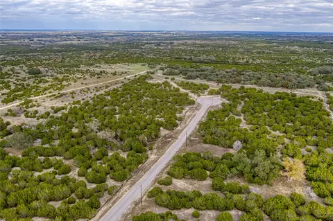 174 Whispering Wind Rd, Bertram, TX 78605 photo 8
