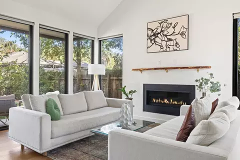 1913 Canterbury St #2, Austin, TX 78702