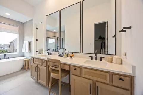 Bath - 1204 Addison Ln, Georgetown, TX 78628 photo 1 of 5