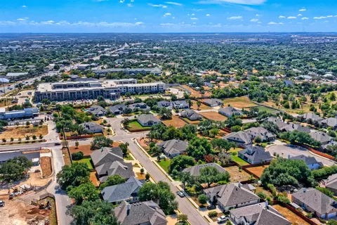 315 Axis Loop, Georgetown, TX 78628 photo 8