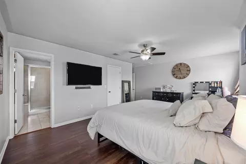 Bedroom - 230 Eagle Brook Ln, Buda, TX 78610 photo 2 of 4