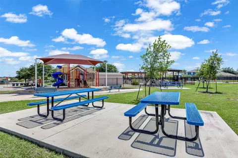View/Area - 230 Eagle Brook Ln, Buda, TX 78610 photo 2 of 3