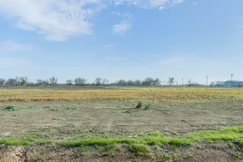 536 NW River Rd, Martindale, TX 78655