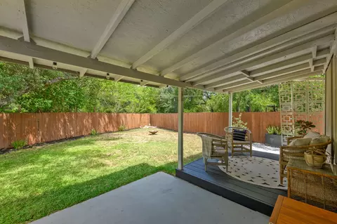 Exterior - 3913 Leafield Dr, Austin, TX 78749 photo 15 of 16