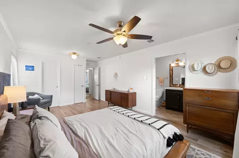 Bedroom - 3913 Leafield Dr, Austin, TX 78749 photo 3 of 7