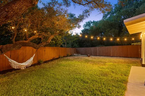 Exterior - 3913 Leafield Dr, Austin, TX 78749 photo 13 of 16