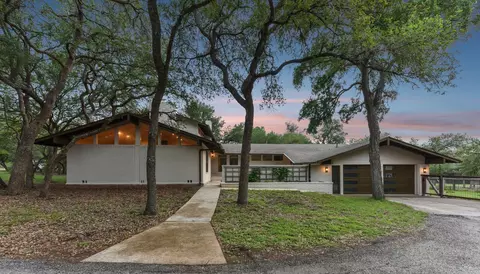 9004 Tara Ln, Austin, TX 78737