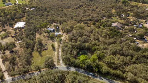 1710 Bock Rd, Buda, TX 78610 photo 4