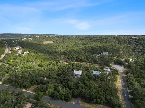 6002 Lost Trail Cv, Austin, TX 78730 photo 9