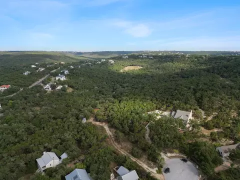 6002 Lost Trail Cv, Austin, TX 78730 photo 8