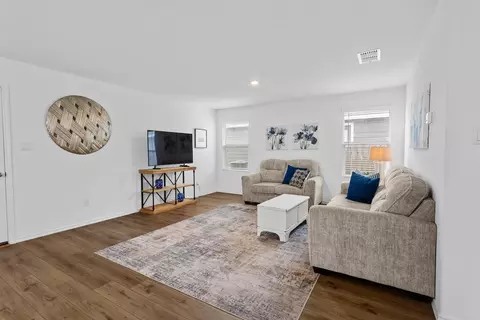 Living - 584 Commander Abbott Dr, Jarrell, TX 76537 photo 1 of 3