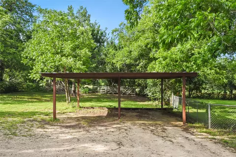 Exterior - 528 Old Mcdade Rd, Elgin, TX 78621 photo 5 of 13