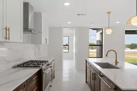 Kitchen - 109 Fall Dr, Georgetown, TX 78633 photo 4 of 5