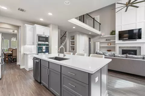 Kitchen - 816 Heartleaf Dr, Leander, TX 78641 photo 4 of 4
