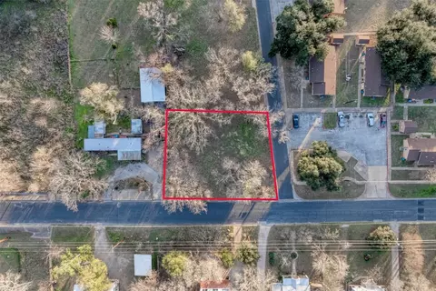 lot1 E Alamo St, Elgin, TX 78621