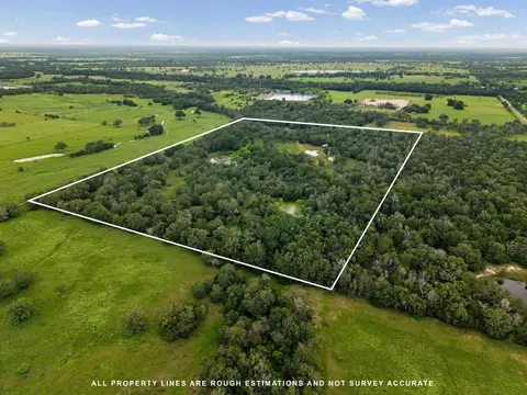 608 Whistleville Rd, Flatonia, TX 78941