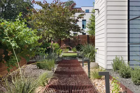 Exterior - 1911 E 10th St, Austin, TX 78702 photo 3 of 9