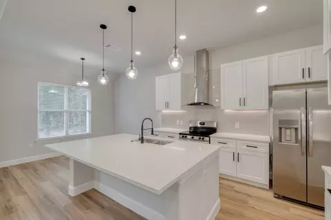 Kitchen - 116 Pine Point Cv, Elgin, TX 78621 photo 1 of 3