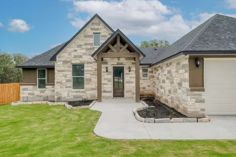 Exterior - 116 Pine Point Cv, Elgin, TX 78621 photo 4 of 7