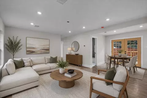 8801 Little Walnut Dr, Austin, TX 78753