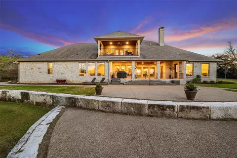 Exterior - 14690 Chapel Rd, Lorena, TX 76655 photo 6 of 10