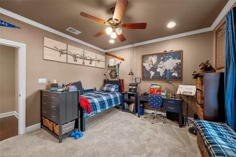 Bedroom - 14690 Chapel Rd, Lorena, TX 76655 photo 2 of 4