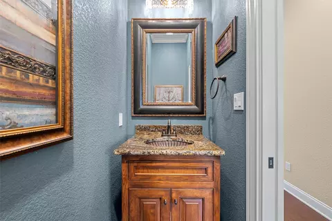 Bath - 14690 Chapel Rd, Lorena, TX 76655 photo 1 of 7