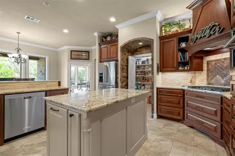 Kitchen - 14690 Chapel Rd, Lorena, TX 76655 photo 1 of 3