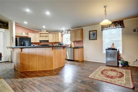 210 Smith Rd, Bastrop, TX 78602 photo 9