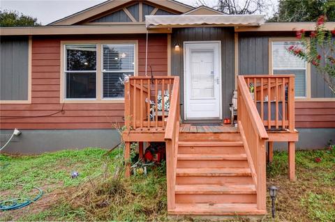 210 Smith Rd, Bastrop, TX 78602 photo 2