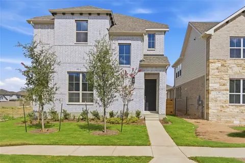 253 Bloomington Loop, Hutto, TX 78634