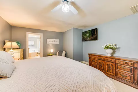 Bedroom - 17009 E Darleen Dr #2, Leander, TX 78641 photo 2 of 3