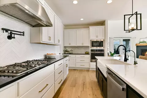 Kitchen - 1928 Varese Path, Leander, TX 78641 photo 2 of 2