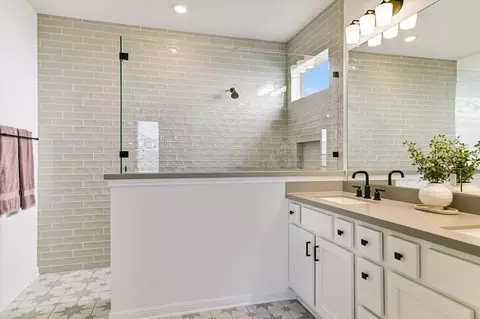 Bath - 1928 Varese Path, Leander, TX 78641 photo 2 of 4