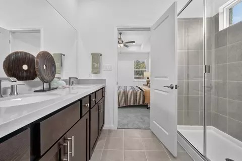 Bath - 1632 Lorant Ln, Pflugerville, TX 78660 photo 1 of 3